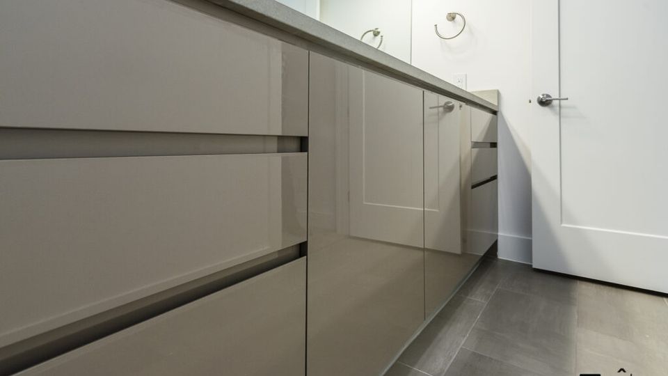 Replacing Bathroom Cabinets