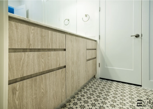 Encino Polar Vanity