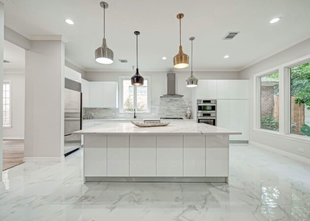 White Gloss Kitchen